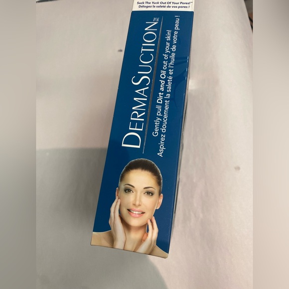 Dermasuction Facial New in Box Pore Cleaning Device. Portable and Cordless. - Picture 3 of 4